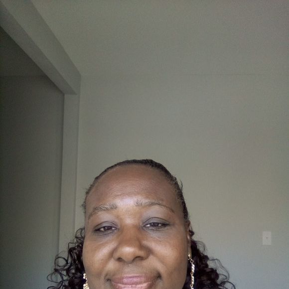 Poshmark profile picture for @lightly